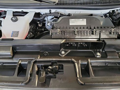 Certified 2024 GMC Savana 2500 w/ Driver Convenience Package image 20