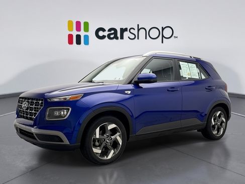 Used 2024 Hyundai Venue Limited FWD image 1