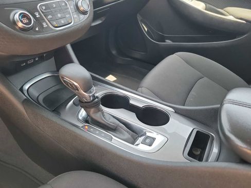 Used 2023 Chevrolet Malibu LT FWD image 21