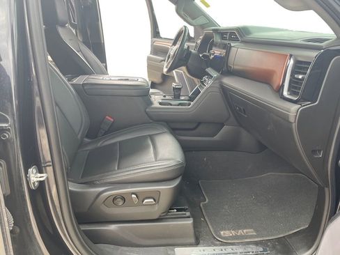 Used 2022 GMC Sierra 1500 Denali w/ Denali Carbonpro Edition image 15