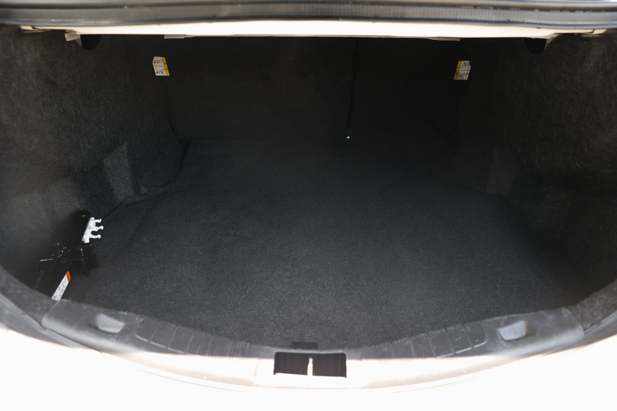 Used 2016 Ford Fusion SE FWD image 26