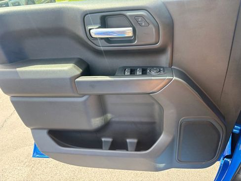 Used 2026 Chevrolet Silverado 1500 Custom AWD/4WD image 18