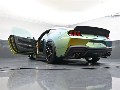 New 2025 Ford Mustang GT Premium w/ GT Performance Package image 40