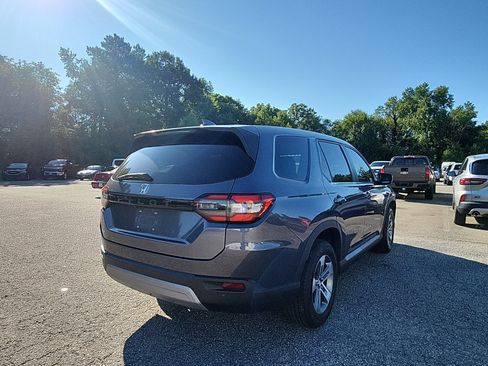 Used 2024 Honda Pilot EX-L image 5
