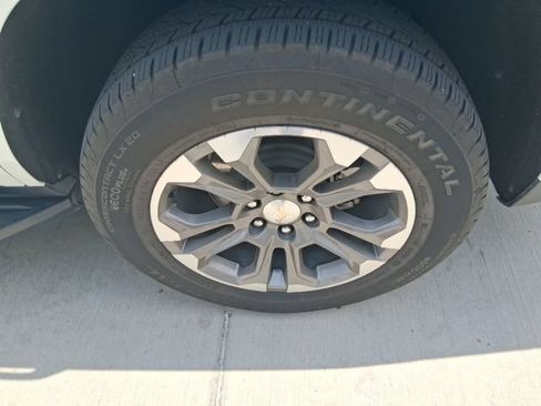 Used 2025 Chevrolet Tahoe LT w/ Comfort Package RWD image 20