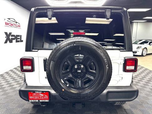 Used 2023 Jeep Wrangler Unlimited Sport AWD/4WD image 12