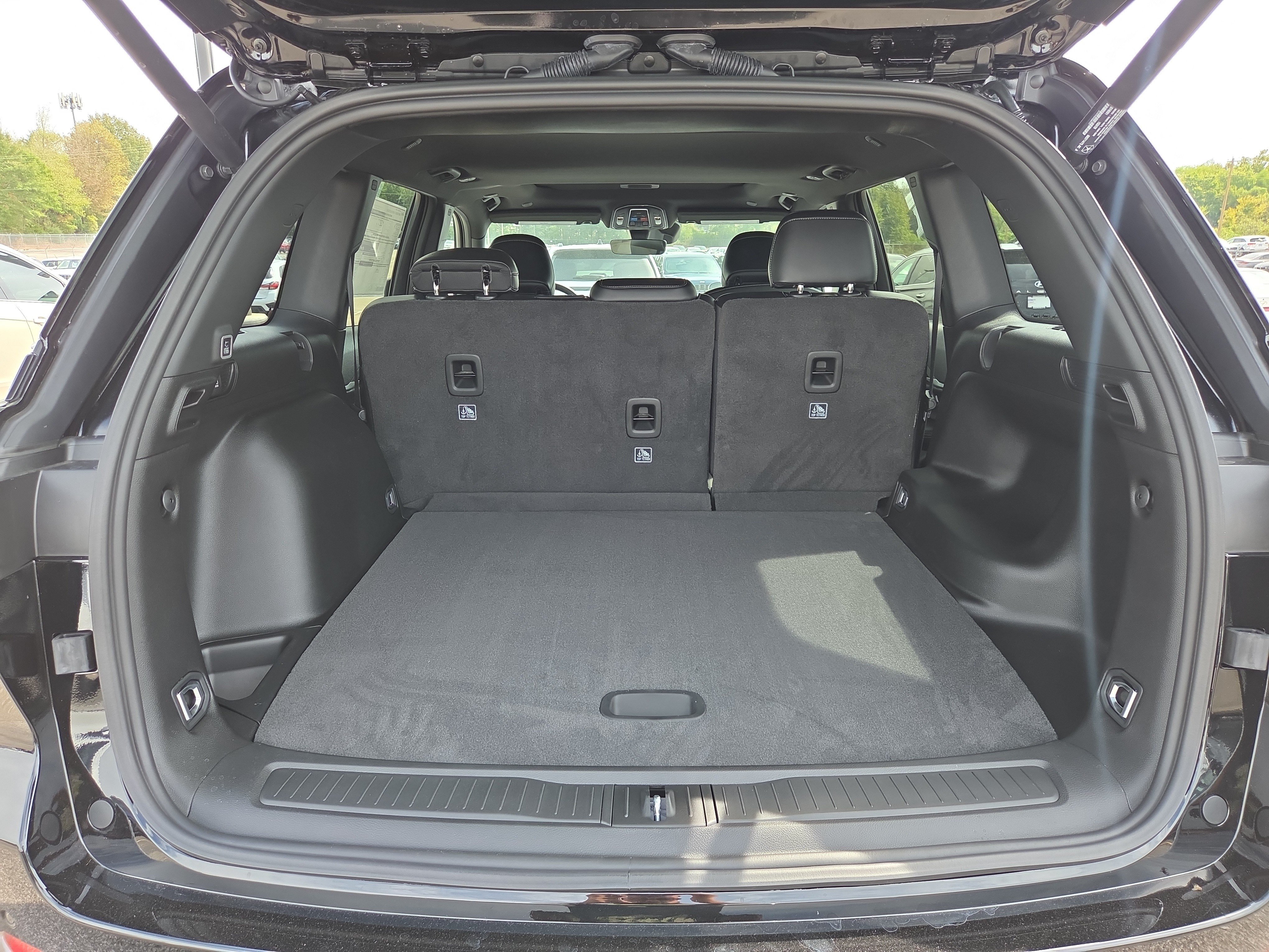 New 2027 Jeep Grand Cherokee 4WD image 8