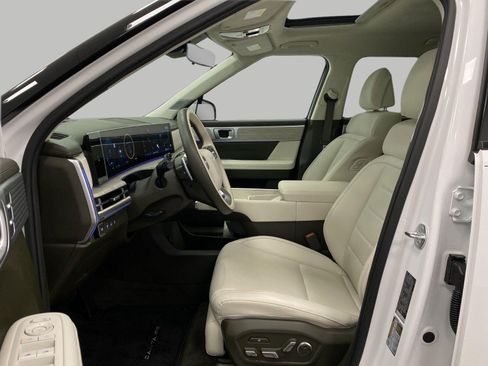Certified 2024 Hyundai Santa Fe Calligraphy AWD/4WD image 32
