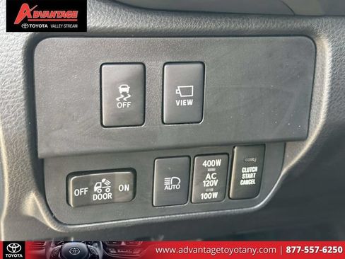 Used 2023 Toyota Tacoma TRD Off-Road w/ TRD Premium Off Road Package AWD/4WD image 22