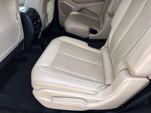 Used 2022 Jeep Grand Cherokee L Limited w/ Luxury Tech Group II AWD/4WD image 14