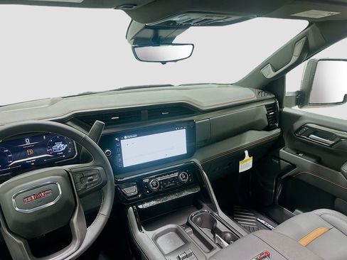 New 2026 GMC Sierra 2500 AT4 w/ AT4 Premium Plus Package AWD/4WD image 25