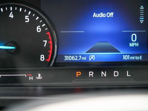Used 2024 Ford Explorer XLT w/ Equipment Group 202A AWD/4WD image 12