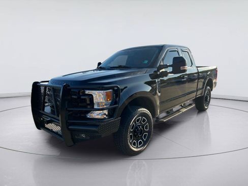Used 2022 Ford F250 Lariat AWD/4WD image 7
