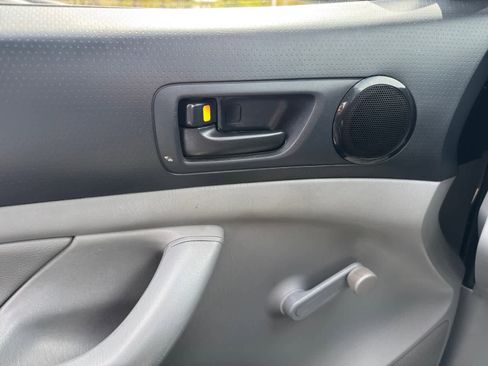 Used 2013 Toyota Tacoma 4x4 Regular Cab image 14