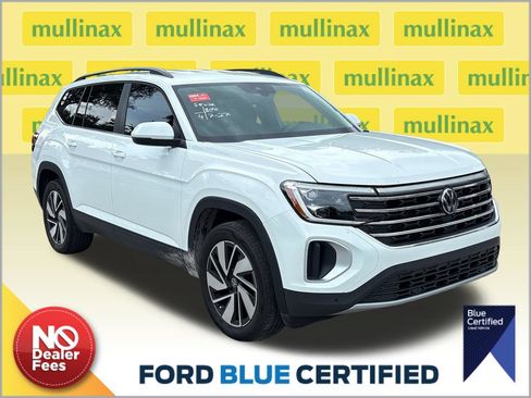 Used 2024 Volkswagen Atlas SE FWD image 1
