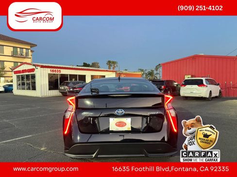 Used 2016 Toyota Prius Four Touring FWD image 6