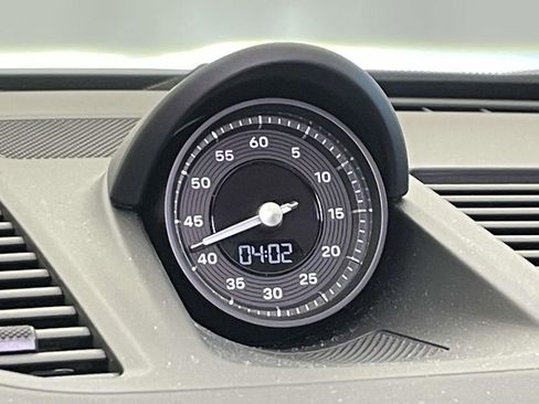 Used 2024 Porsche 911 Carrera S image 25