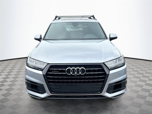 Used 2018 Audi Q7 3.0T Prestige image 2