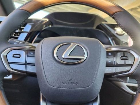 Used 2023 Lexus RX 350h w/ Cold Area Package image 31