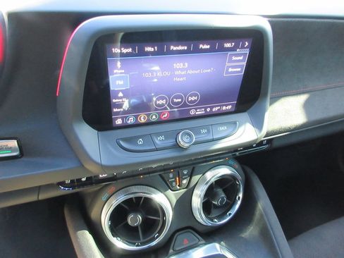 Certified 2022 Chevrolet Camaro ZL1 RWD image 28