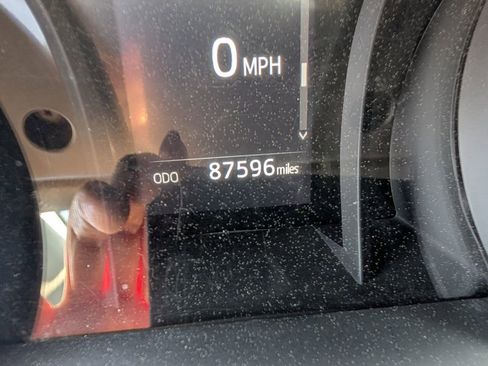 Used 2023 Toyota Camry SE image 18