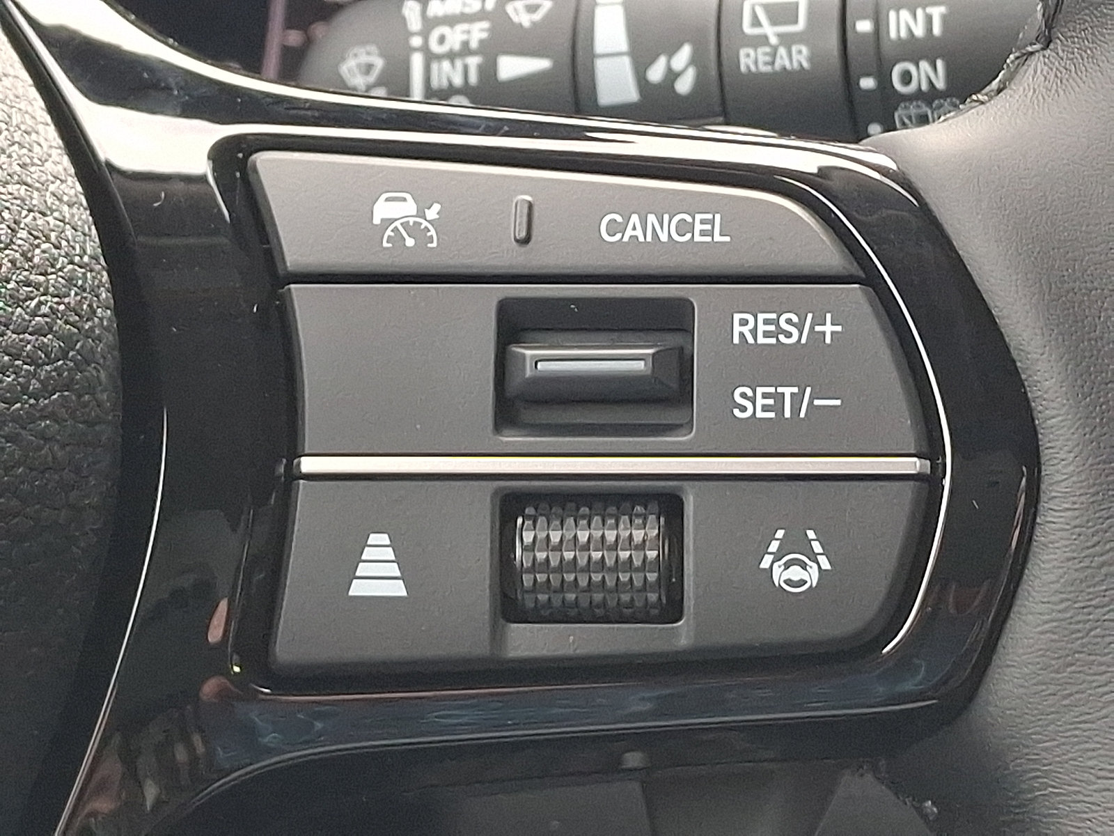 New 2026 Honda Pilot Touring image 23
