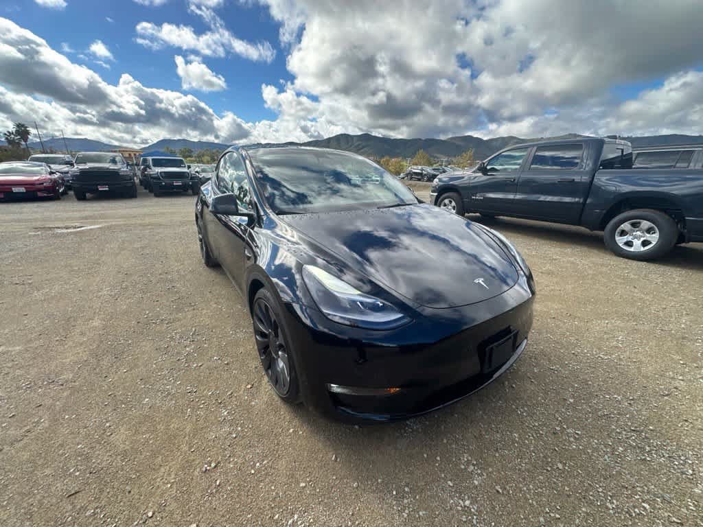 Used 2022 Tesla Model Y Performance AWD/4WD image 2