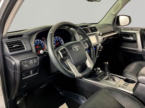 Used 2016 Toyota 4Runner Limited AWD/4WD image 15