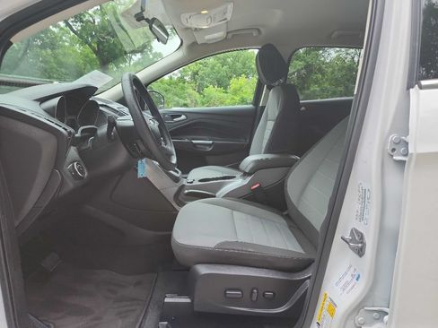 Used 2016 Ford Escape SE FWD image 14