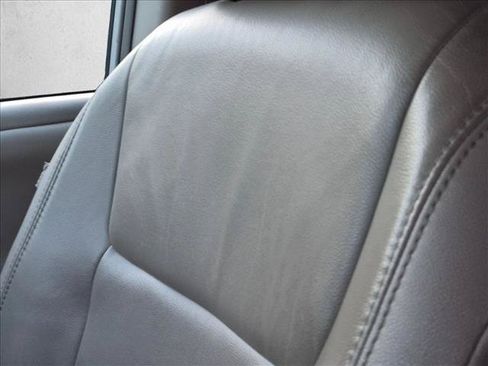 Used 2019 Toyota Sienna XLE w/ XLE Navigation Package FWD image 19