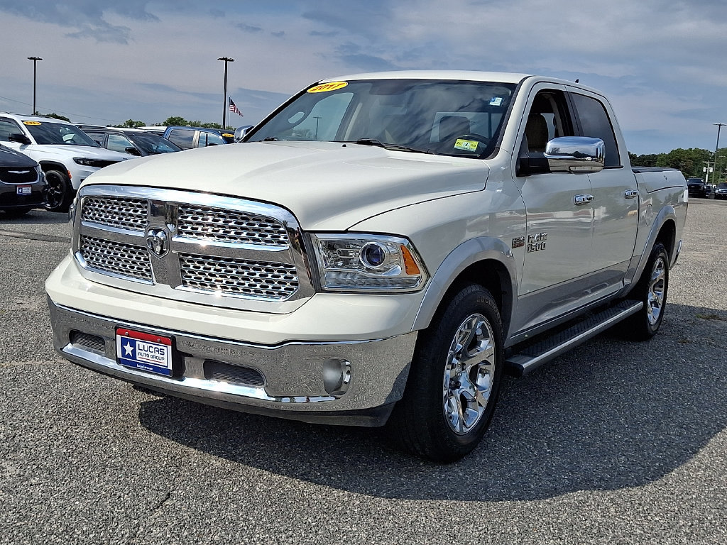 Used 2017 RAM 1500 Laramie AWD/4WD image 5