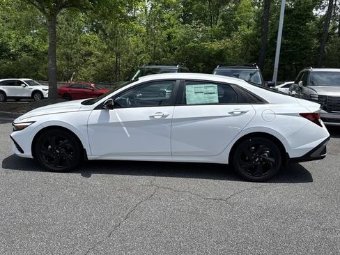 New 2026 Hyundai Elantra Sport FWD image 4