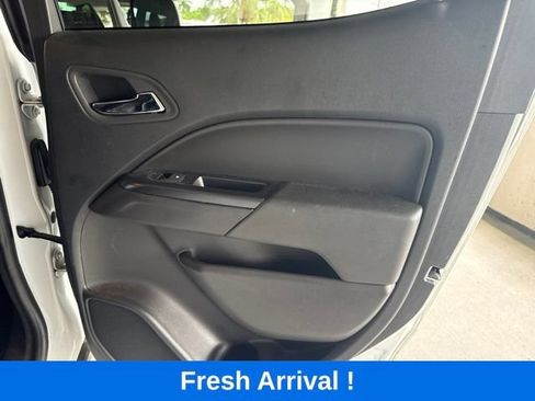 Used 2020 Chevrolet Colorado LT AWD/4WD image 12