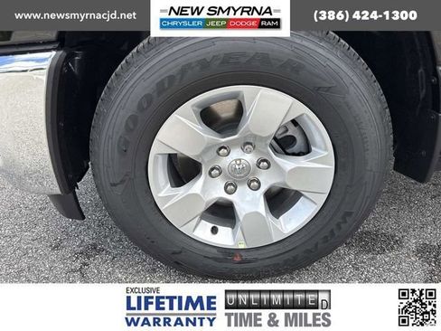 New 2025 RAM 1500 Big Horn image 32