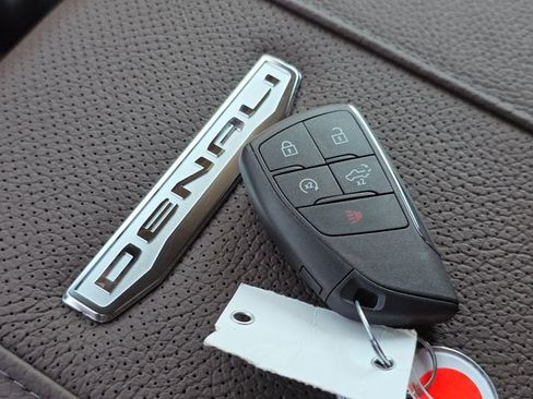 New 2026 GMC Sierra 3500 Denali w/ Denali Reserve Package AWD/4WD image 43