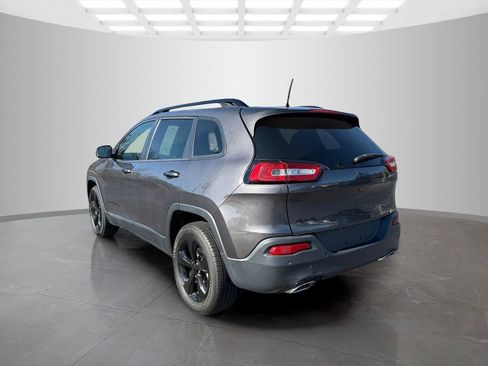 Used 2018 Jeep Cherokee Limited w/ High Altitude Package image 4