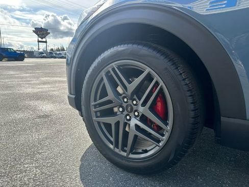 New 2026 Ford Explorer ST image 29