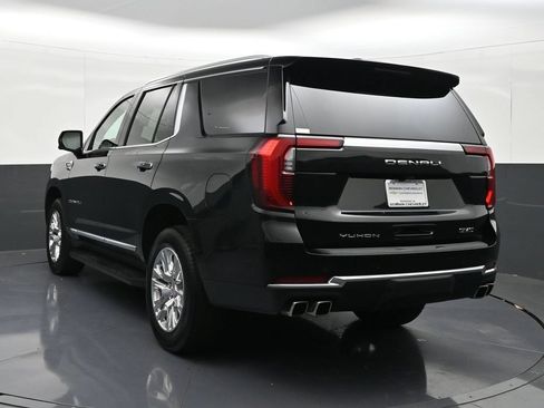 Used 2025 GMC Yukon Denali AWD/4WD image 3