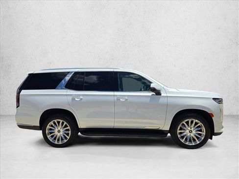 Used 2023 Cadillac Escalade Premium Luxury w/ Performance Package AWD/4WD image 4
