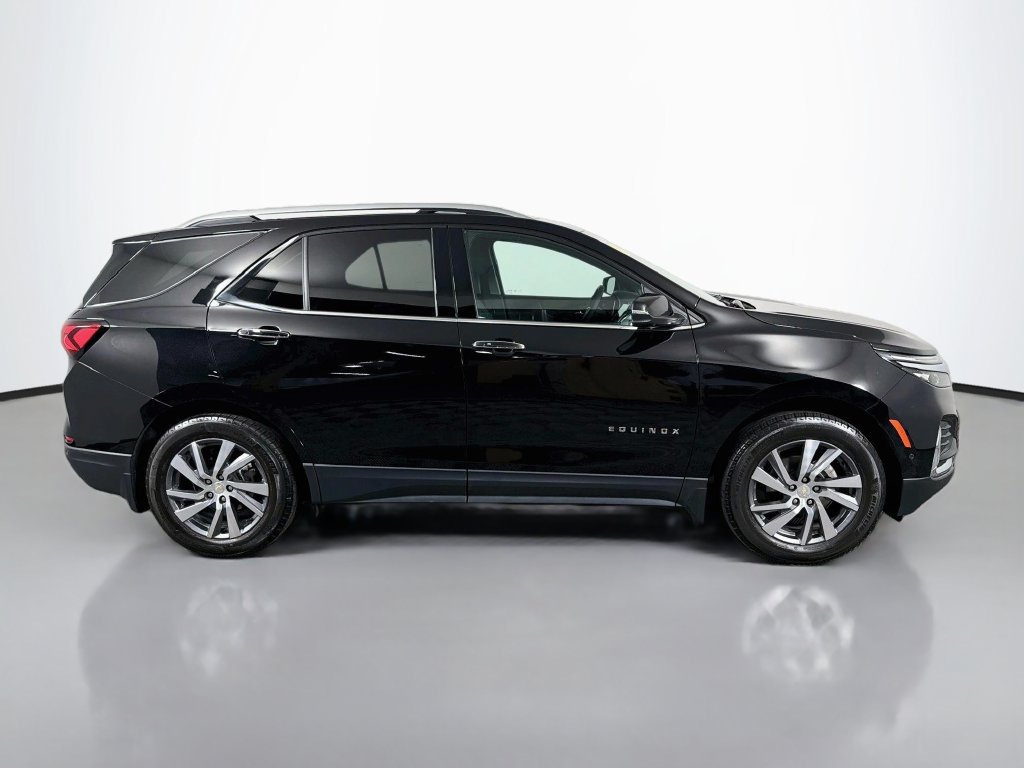 Used 2024 Chevrolet Equinox Premier AWD/4WD image 8