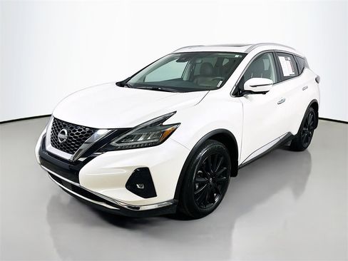 Used 2024 Nissan Murano Platinum w/ Cargo Package image 3