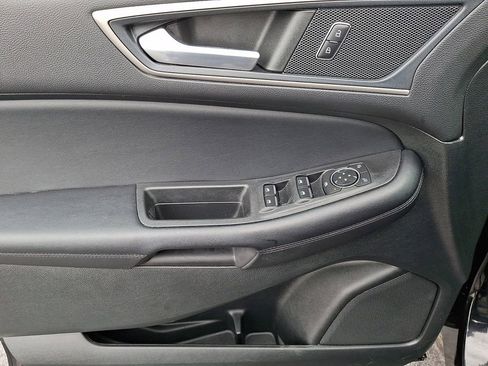 Certified 2022 Ford Edge SEL w/ Convenience Package image 12