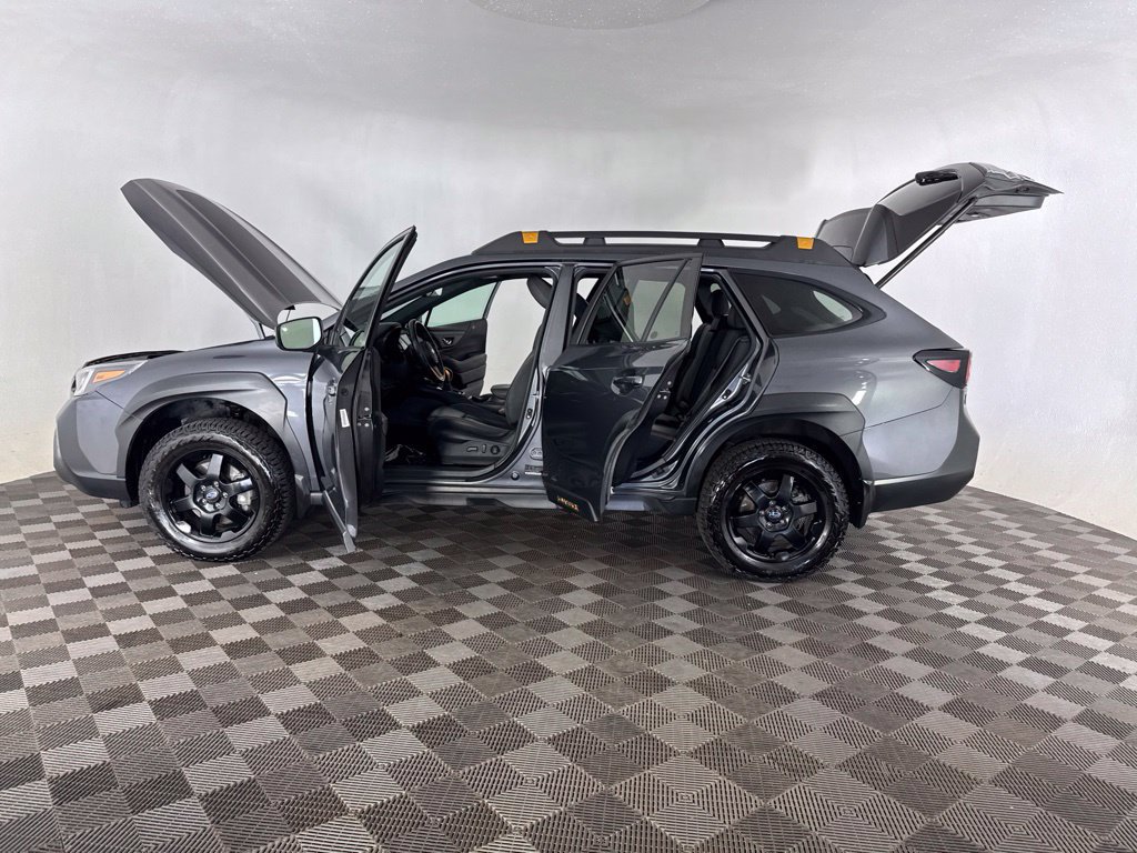 Used 2022 Subaru Outback Wilderness w/ Wilderness Package AWD/4WD image 14