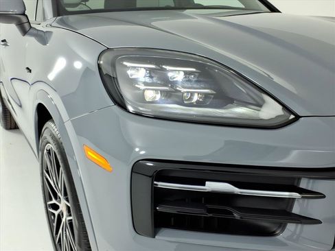New 2026 Porsche Cayenne E-Hybrid image 32