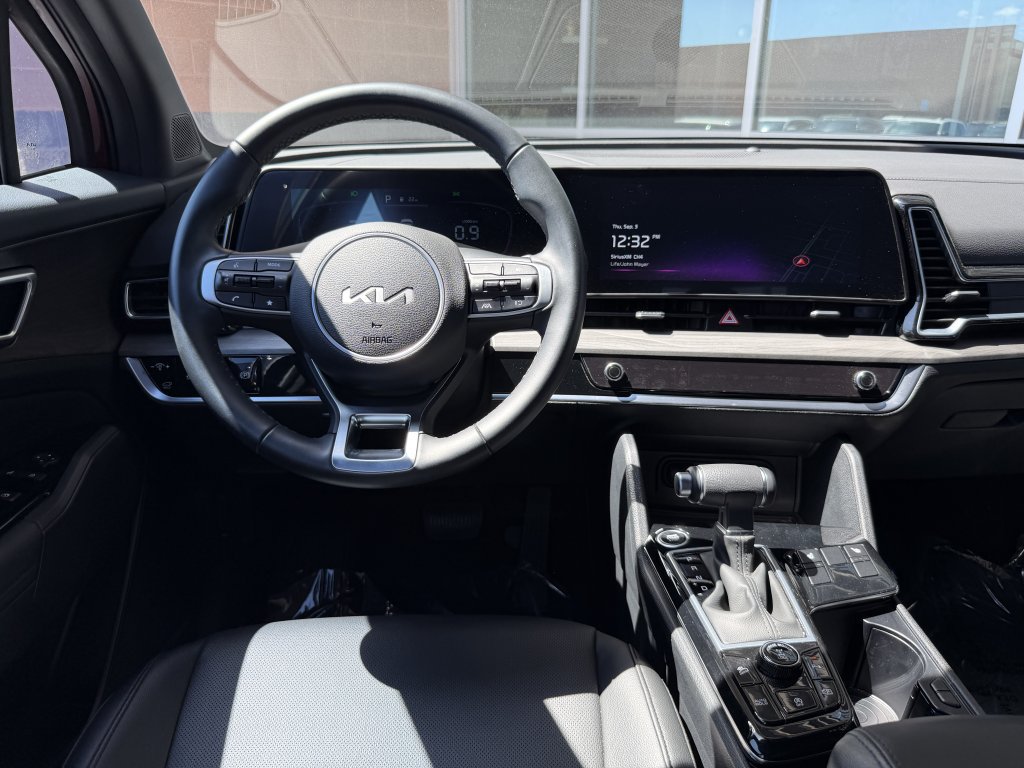 Used 2025 Kia Sportage X-Line w/ Premium Package AWD/4WD image 16