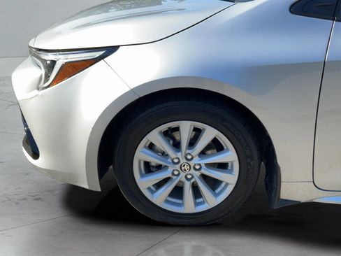 Used 2023 Toyota Corolla SE FWD image 24