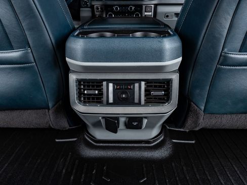 Used 2023 Ford F450 Limited w/ FX4 Off-Road Package image 33