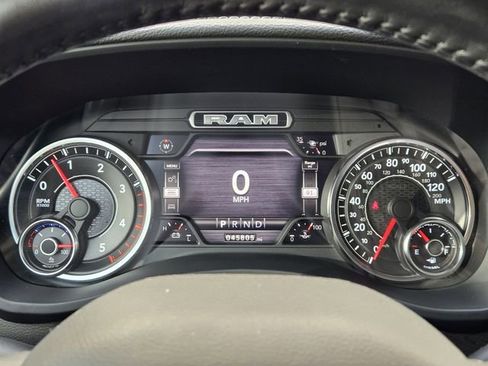 Used 2020 RAM 2500 Laramie w/ Night Edition image 17