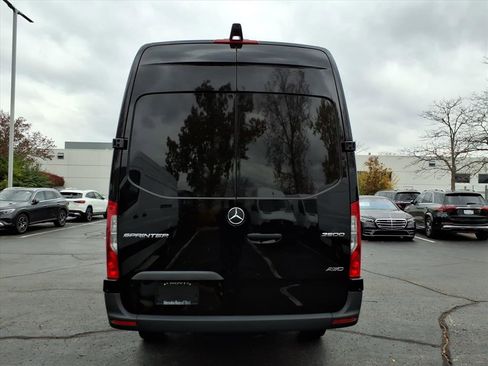New 2025 Mercedes-Benz Sprinter 2500 image 3