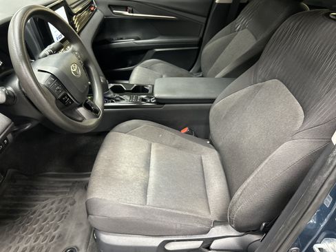 Used 2025 Toyota Camry LE FWD image 16